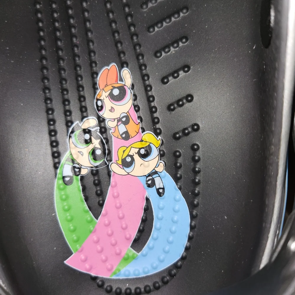 Crocs PowerPuff Girls  Collectors Shoes Mens Sz 11